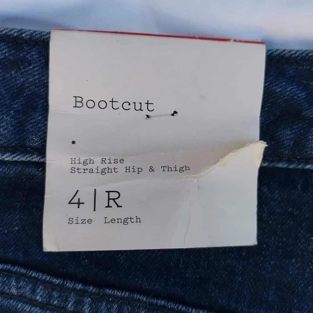 𝅺NWT- A New Day high rise blue jeans.  C36​​​​​ - Picture 8 of 9